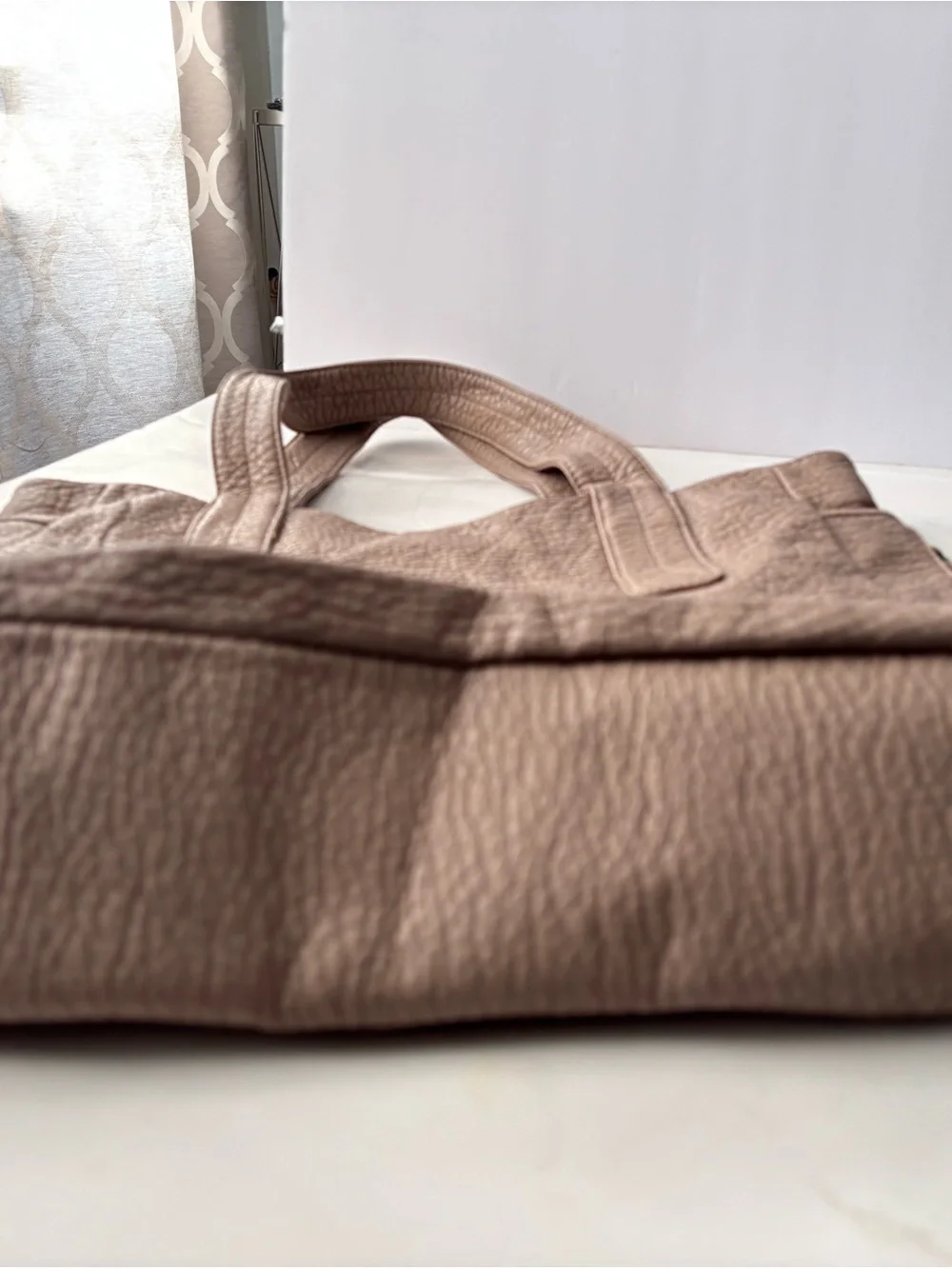 Volcom Pebbled Shoulder Bag in Taupe